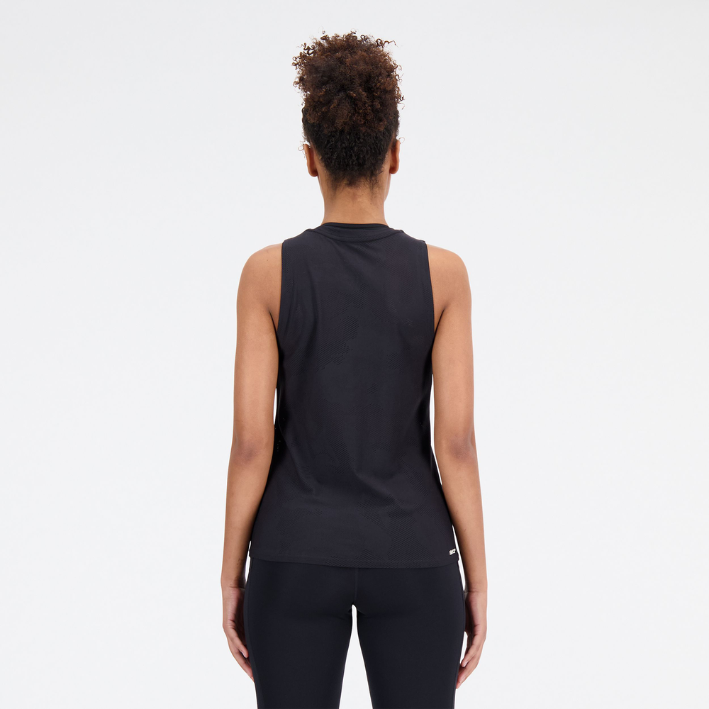 Női póló New Balance WT33280BK – fekete