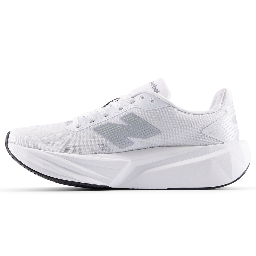 Női futócipő New Balance FuelCell Rebel v5 WFCXLM5 – fehér