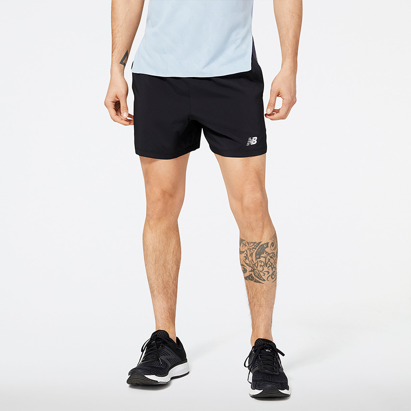 

Férfi futónadrág New Balance MS23228BK – fekete