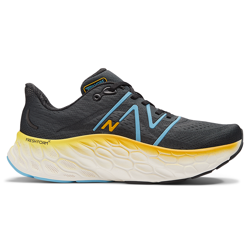 

Férfi cipő New Balance Fresh Foam More v4 MMORCD4 – fekete