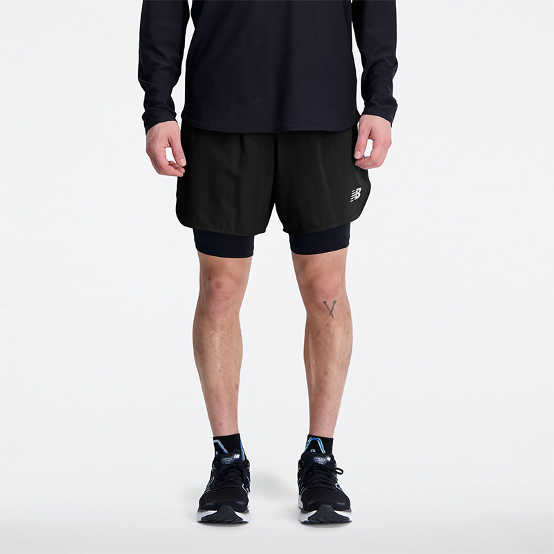 

Férfi futónadrág New Balance MS33282BK – fekete
