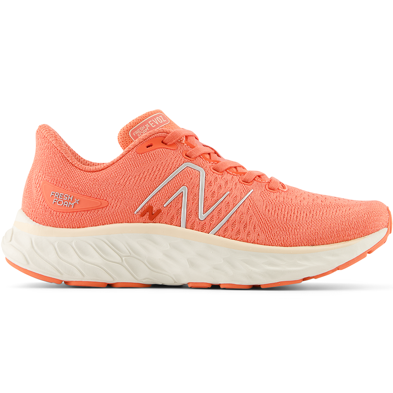 

Női futócipő New Balance Fresh Foam Evoz v3 WEVOZRR3 – narancssárga