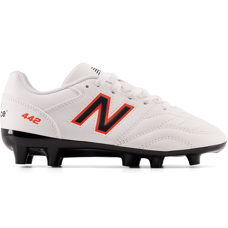 

Focicipő New Balance 442 V2 ACADEMY JNR FG JS43FWD2 – fehér