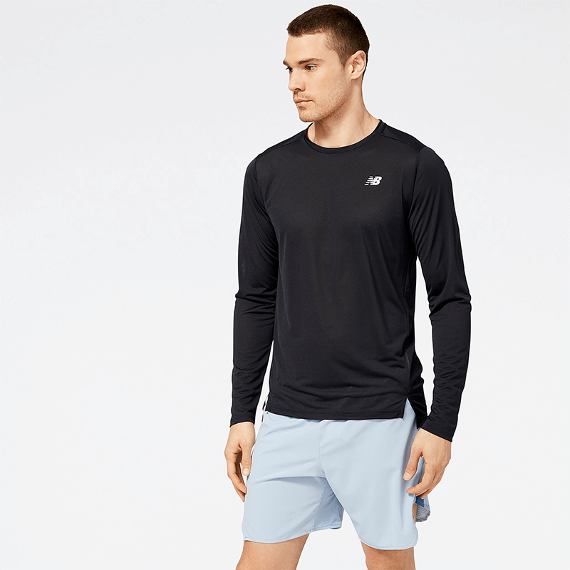 

Férfi futópóló New Balance MT23225BK – fekete