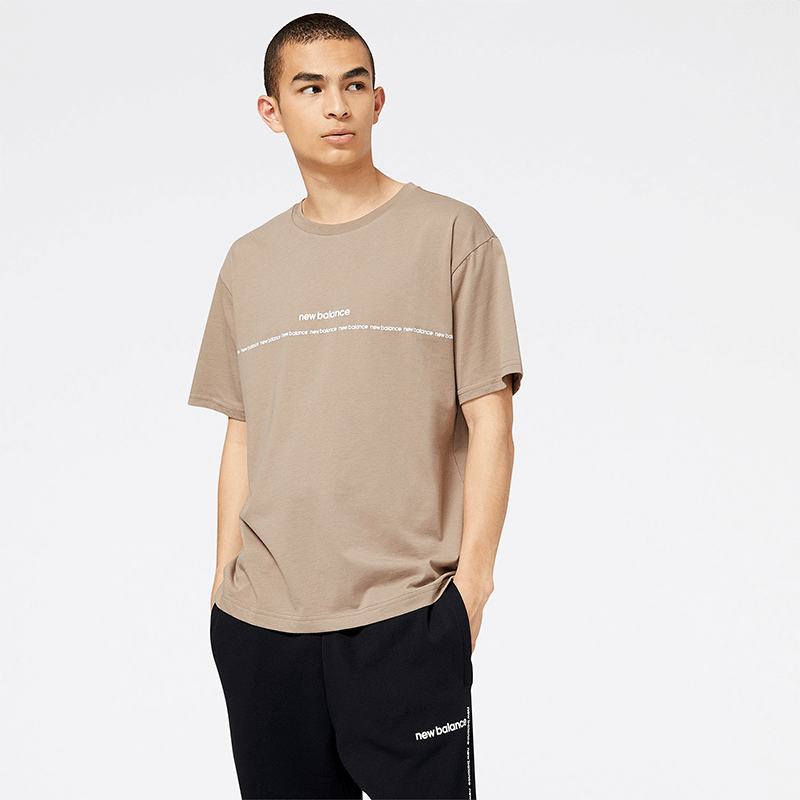 

Férfi póló New Balance MT23517MS – bézs