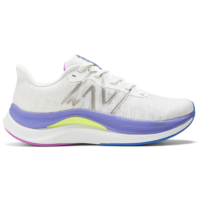 

Női futócipő New Balance FuelCell Propel v4 WFCPRCW4 – fehér