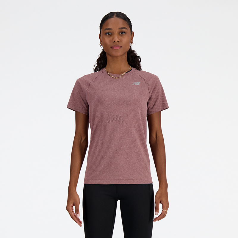 

Női póló New Balance WT41123LRC – rózsaszín