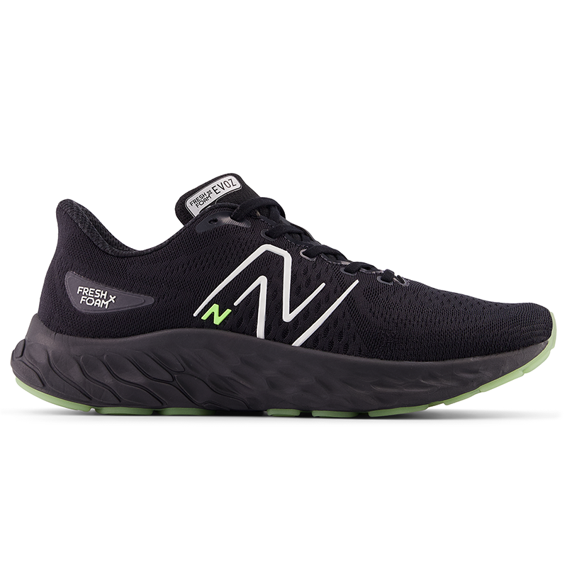 

Férfi futócipő New Balance Fresh Foam Evoz v3 MEVOZGB3 – fekete
