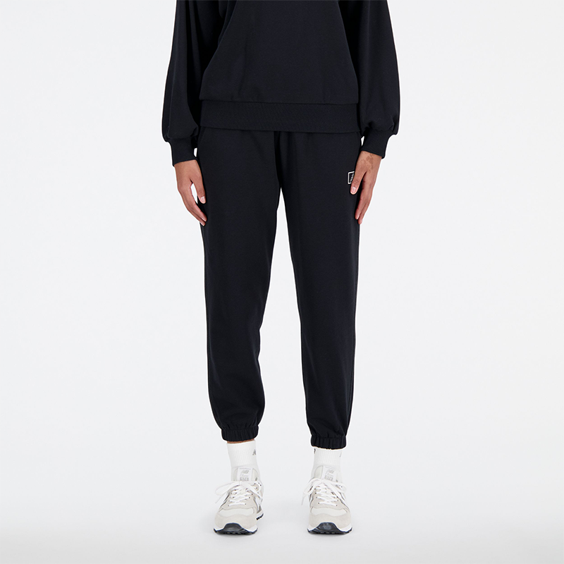 

Női nadrág New Balance WP33508BK – fekete