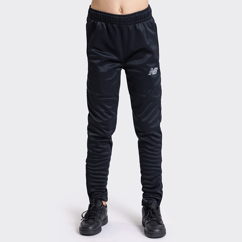 

Nadrág New Balance EJP9040BK – fekete