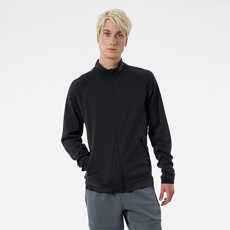 

Felső New Balance MJ21053BK – fekete
